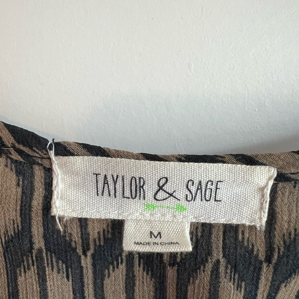 Taylor &‎ Sage Black and Tan-ish Brown Flowy Tank Top - Picture 5 of 8